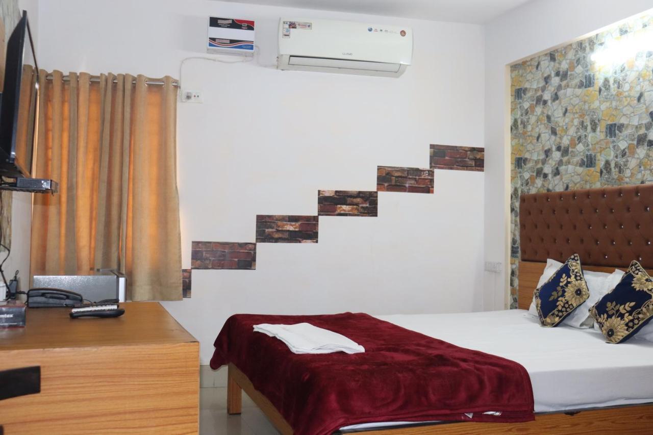 The Salvation Army Red Shield Guest House Calcutta Eksteriør billede
